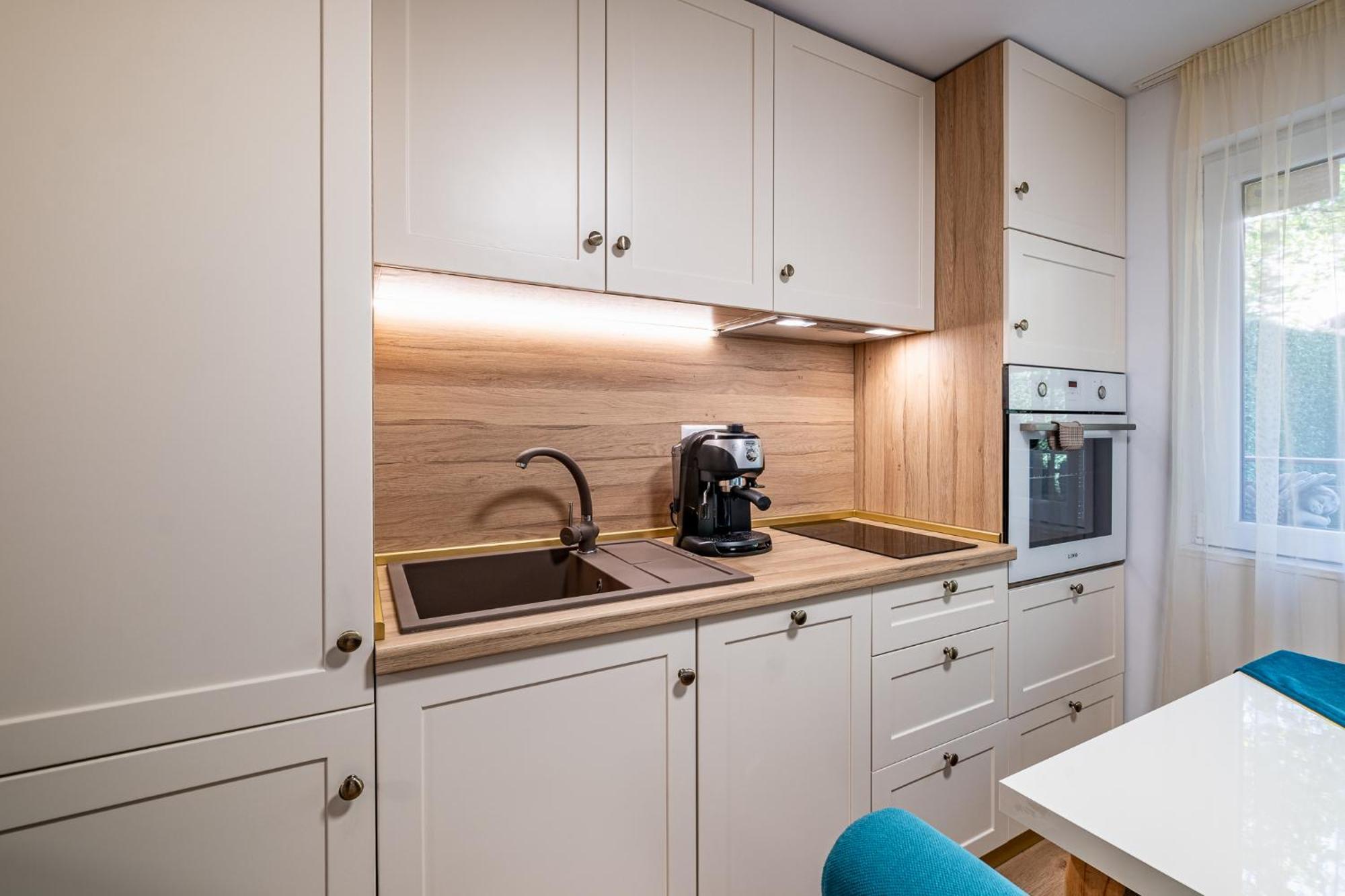 Angel 2bdrm Modern Διαμέρισμα Βάρνα